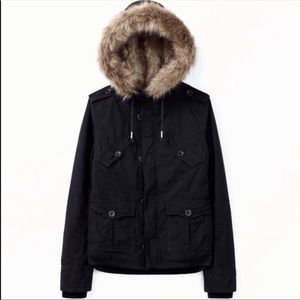 Aritzia TNA coat with fur lining